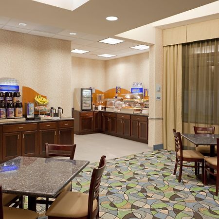 Comfort Inn & Suites Plainville-Foxboro Εξωτερικό φωτογραφία