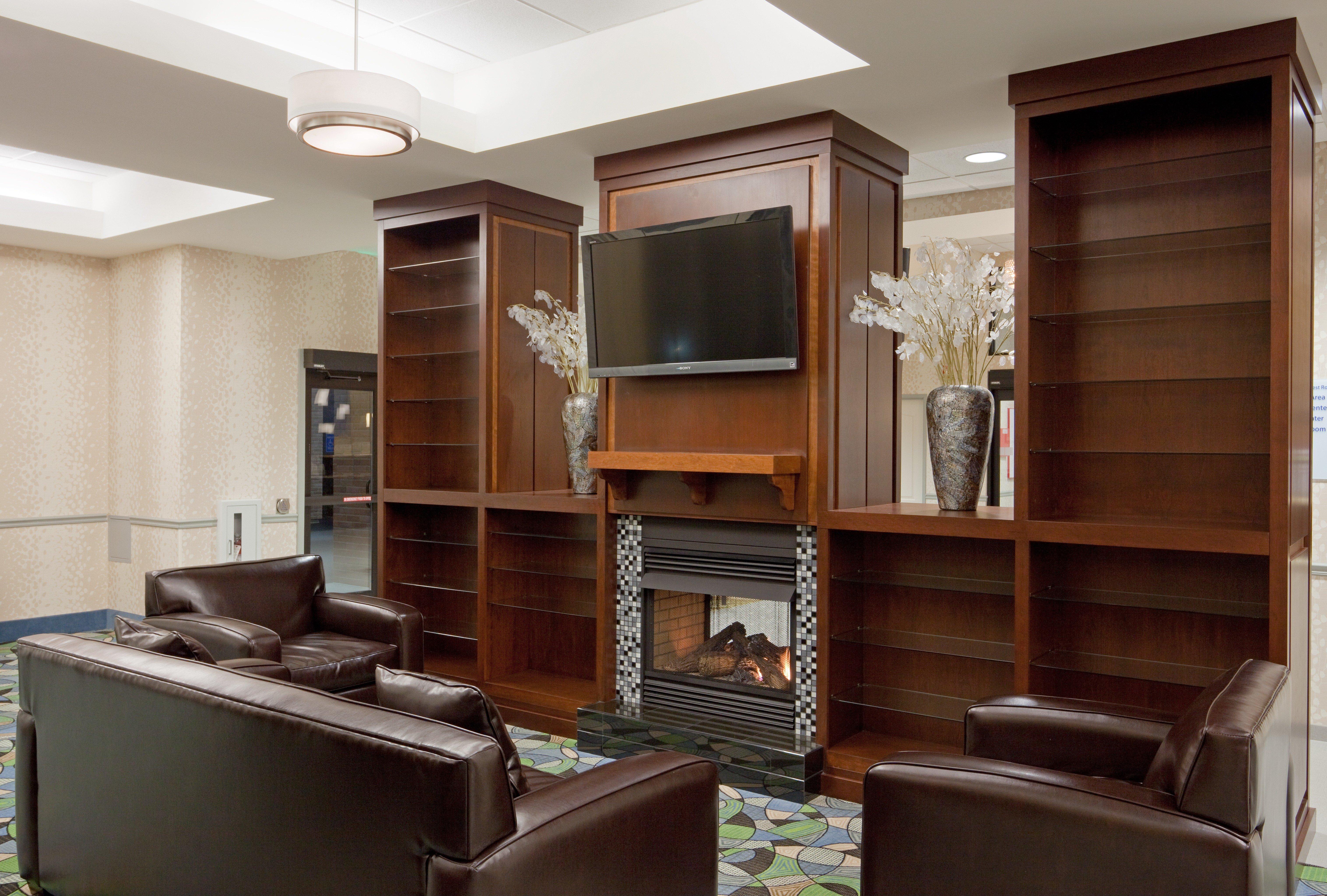 Comfort Inn & Suites Plainville-Foxboro Εξωτερικό φωτογραφία