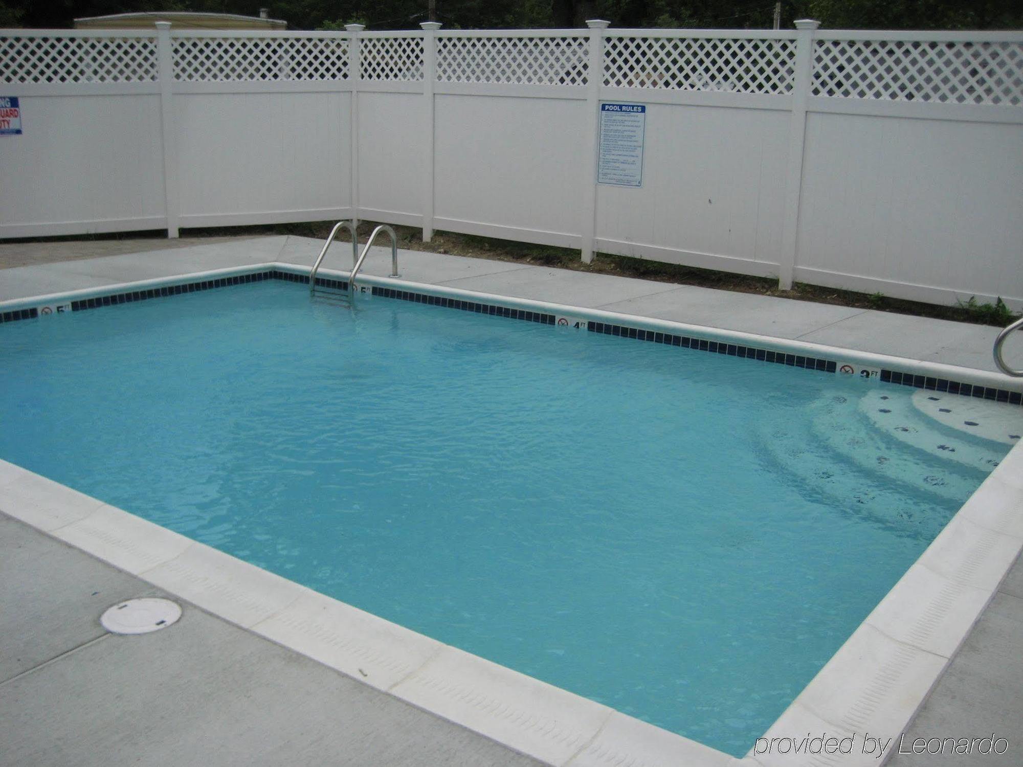 Comfort Inn & Suites Plainville-Foxboro Εξωτερικό φωτογραφία